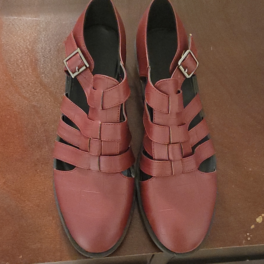 Shoes! - Picture 2 of 4
